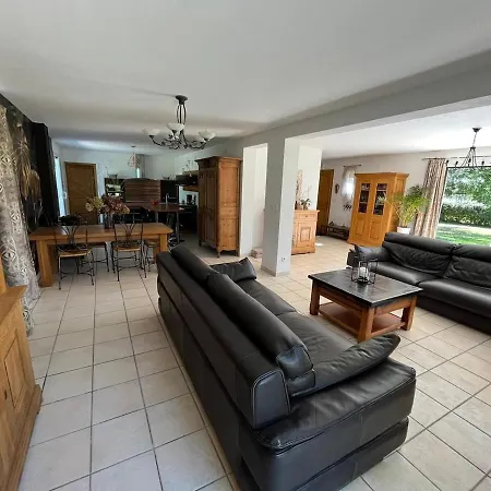 Feriehus Maison De Charme Au Coeur Du Vexin Normand, 8 Personnes, 4 Couchages, Calme Et Confort *