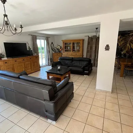 Maison De Charme Au Coeur Du Vexin Normand, 8 Personnes, 4 Couchages, Calme Et Confort